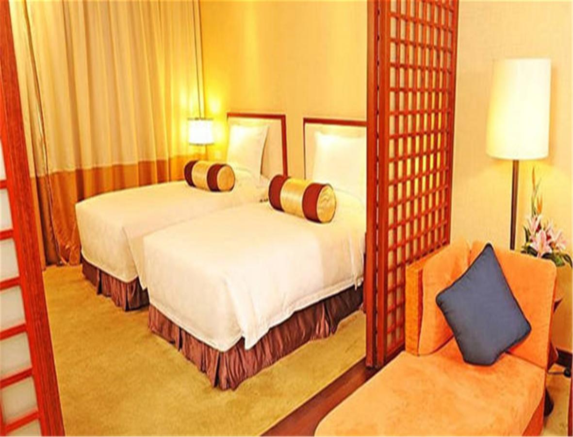 Ocean Spring Grand Metropark Hotel Zhuhai Exterior photo